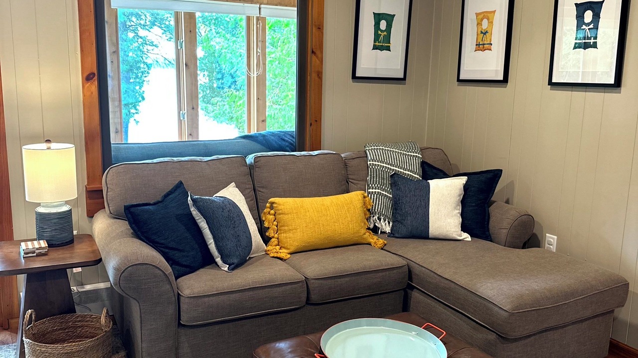 Photo of Livingroom in Blaney Park