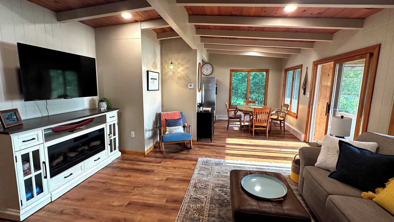 Photo of Livingroom in Blaney Park