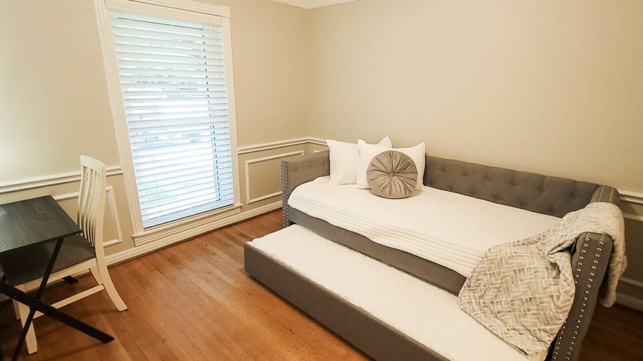 Photo of Bedroom in Southeast Houston
