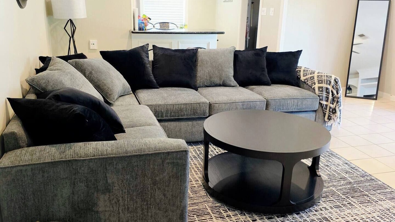 Photo of Livingroom in Southeast Houston