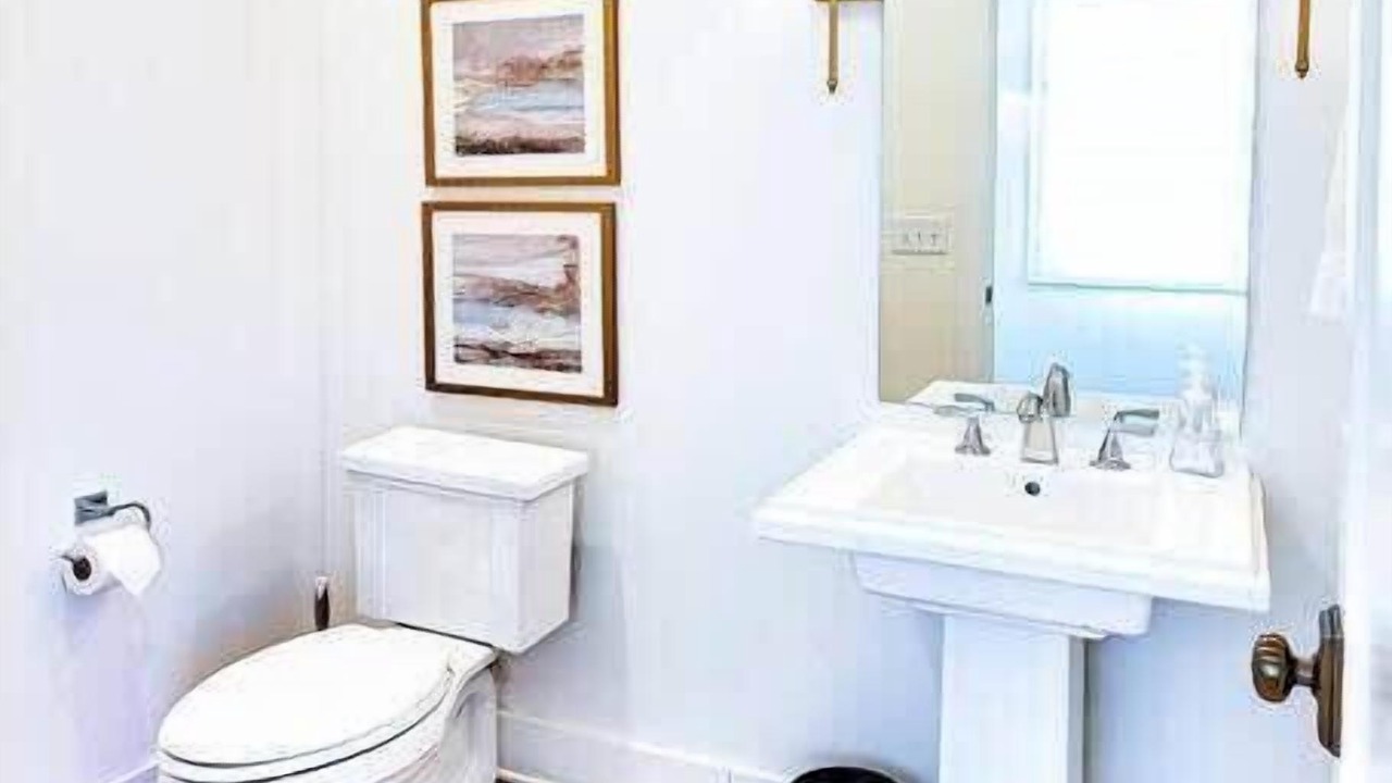Photo of Bathroom in Hillsboro West End