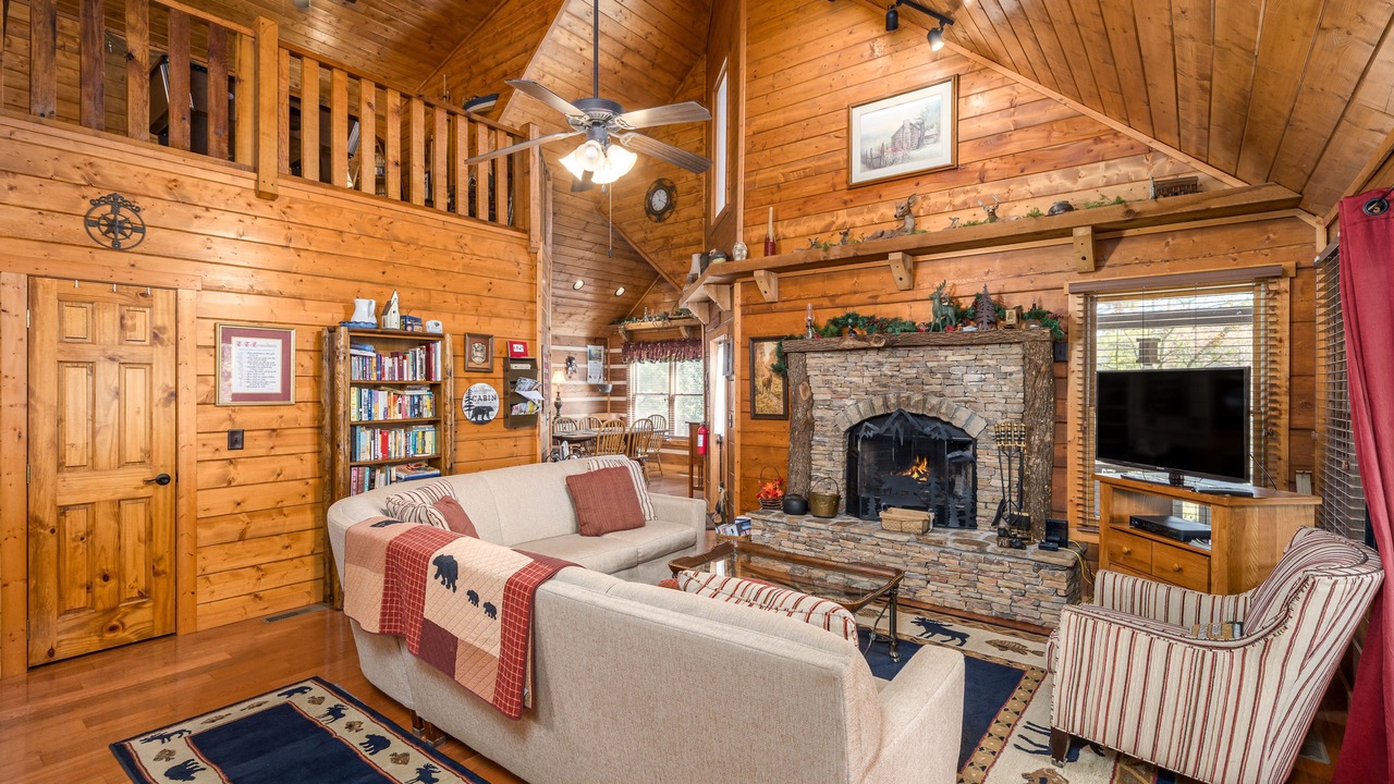 Photo of Livingroom in Ellijay