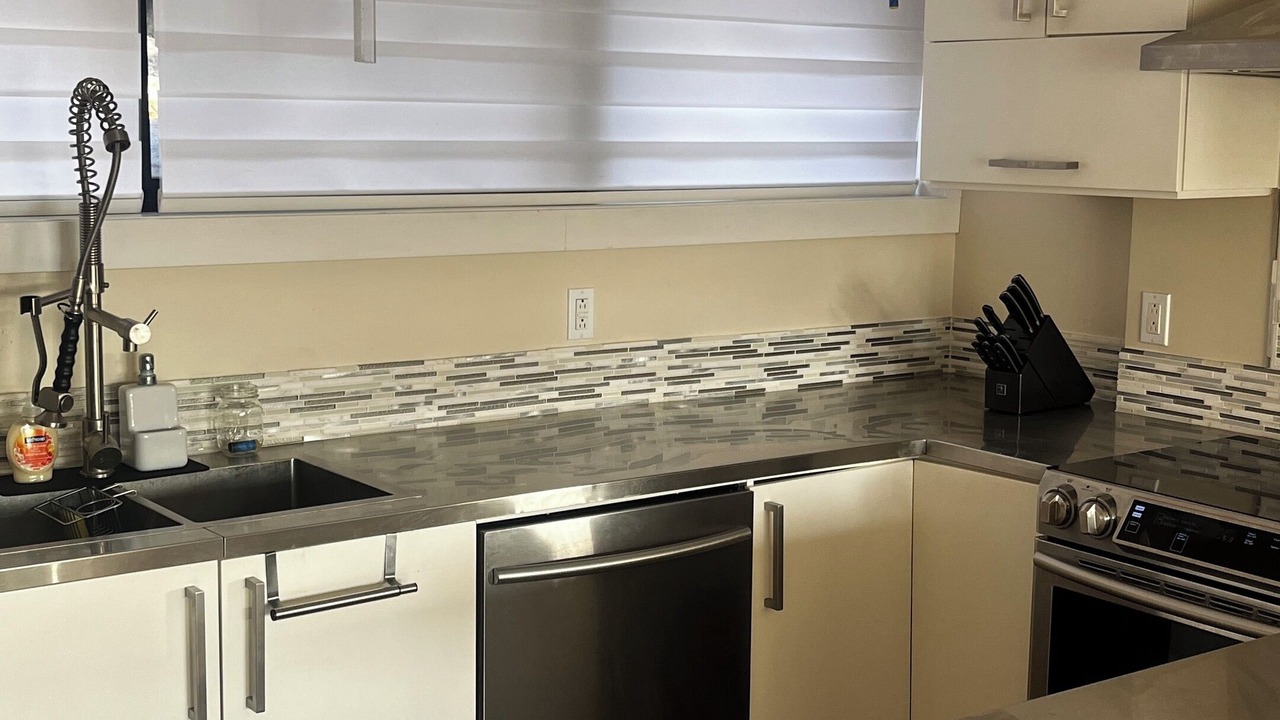 Photo of Kitchen in Laval-des-Rapides