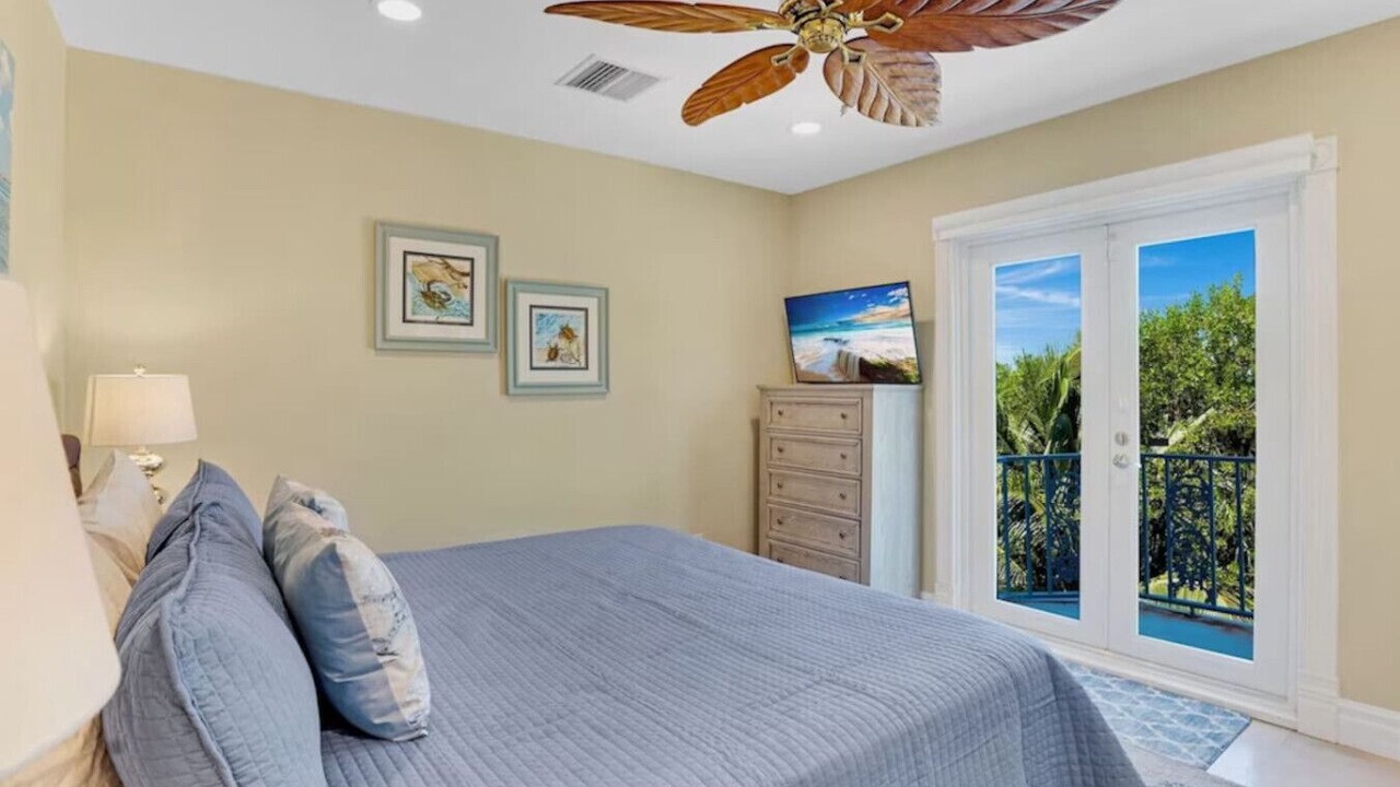 Photo of Bedroom in Sugarloaf Key