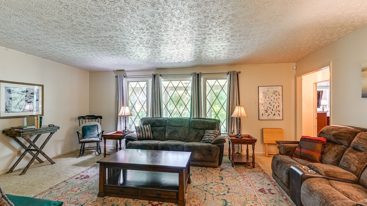 Photo of Livingroom in Nunnelly
