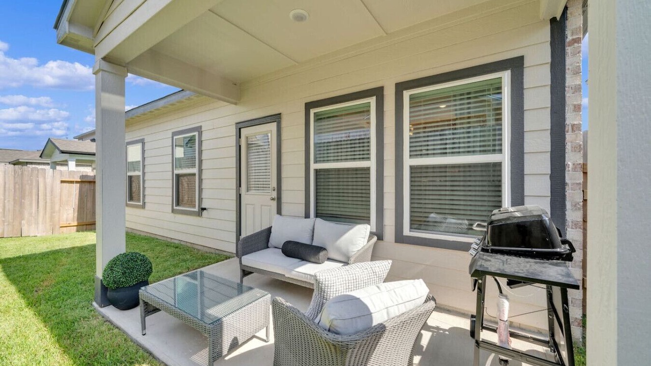 Photo of Patio Balcony in Magnolia