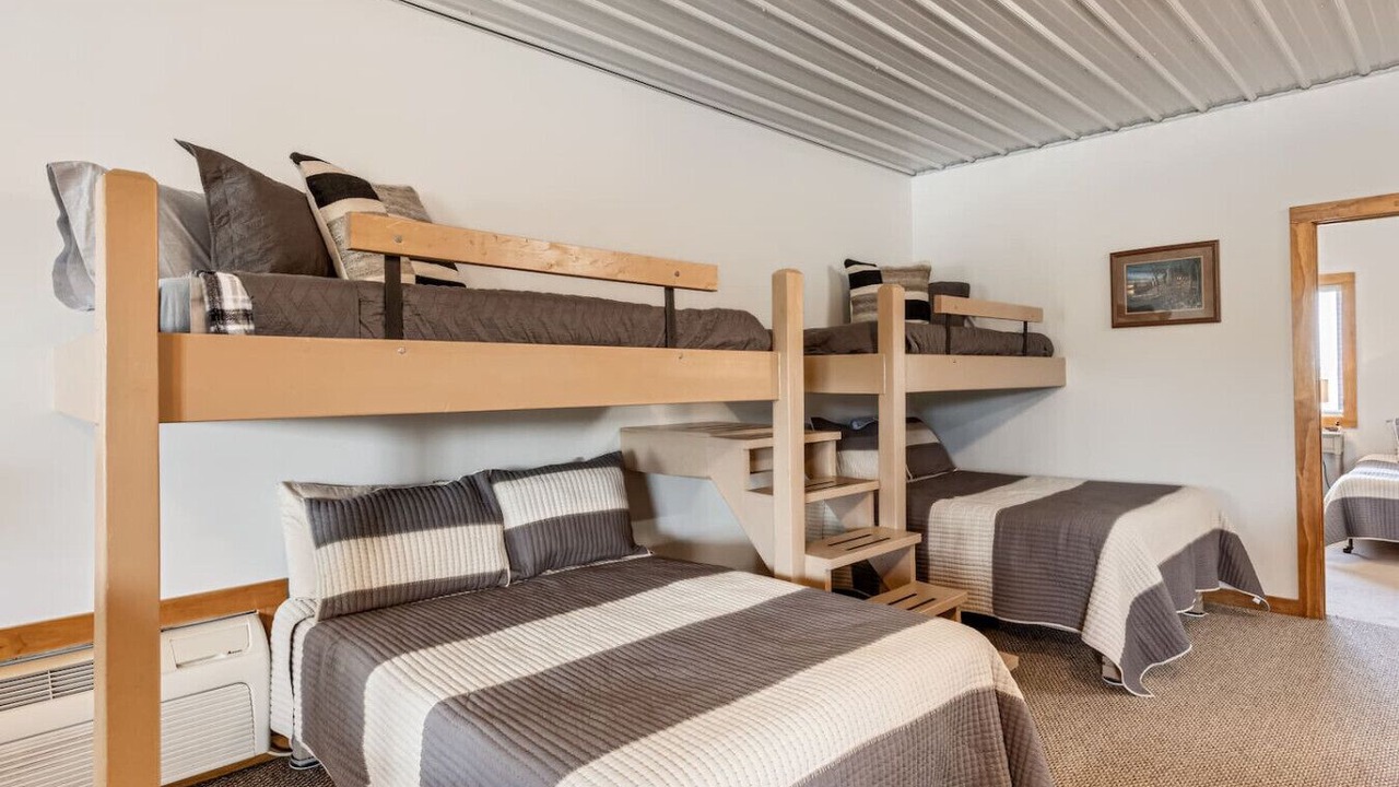 Photo of Bedroom in Burt County