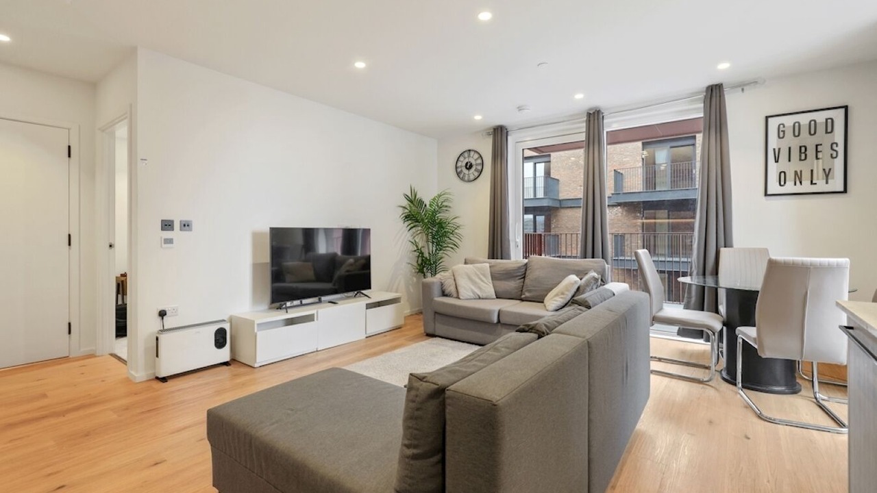 Photo of Livingroom in Lansbury