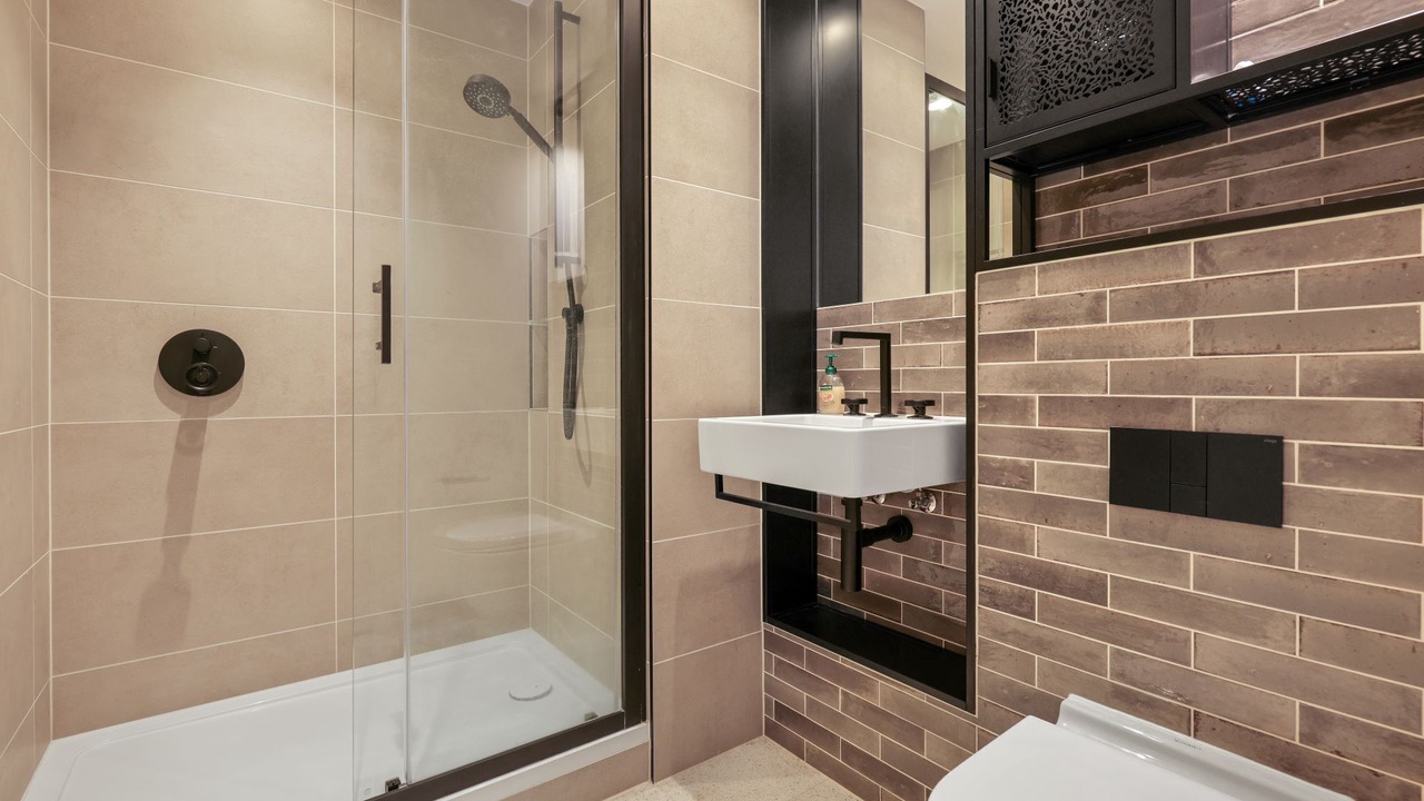 Photo of Bathroom in Lansbury