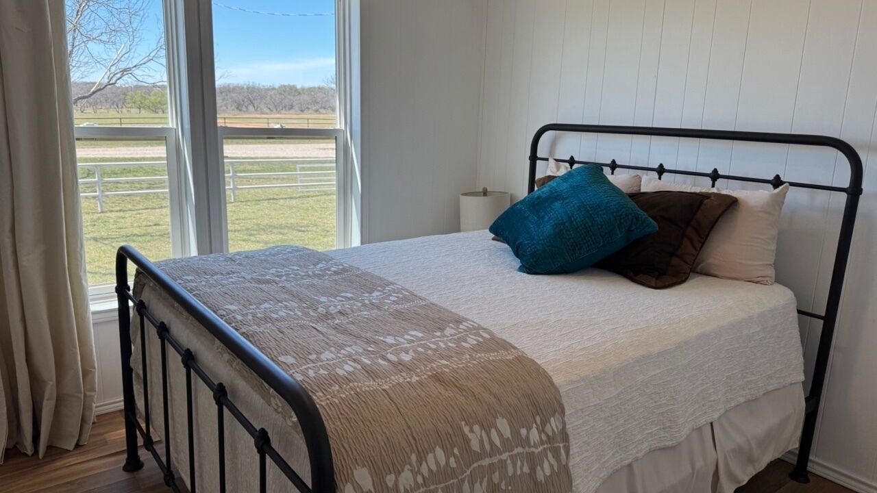 Photo of Bedroom in Graham
