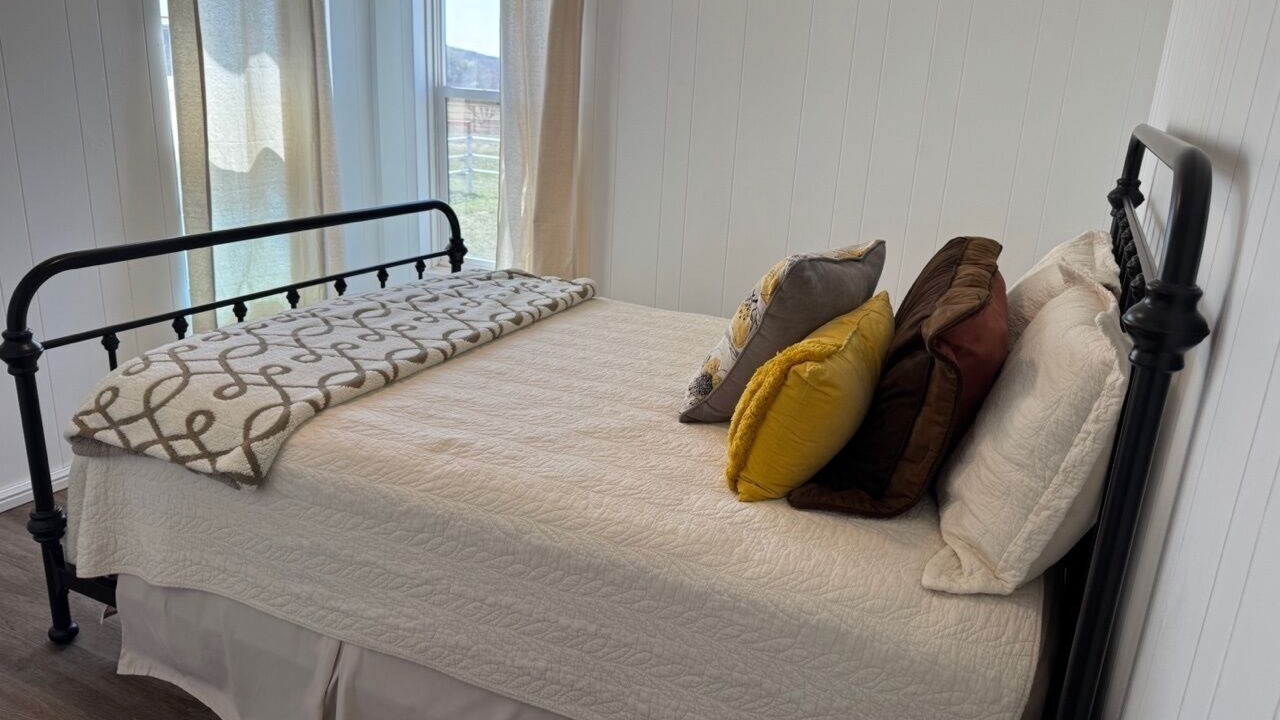 Photo of Bedroom in Graham