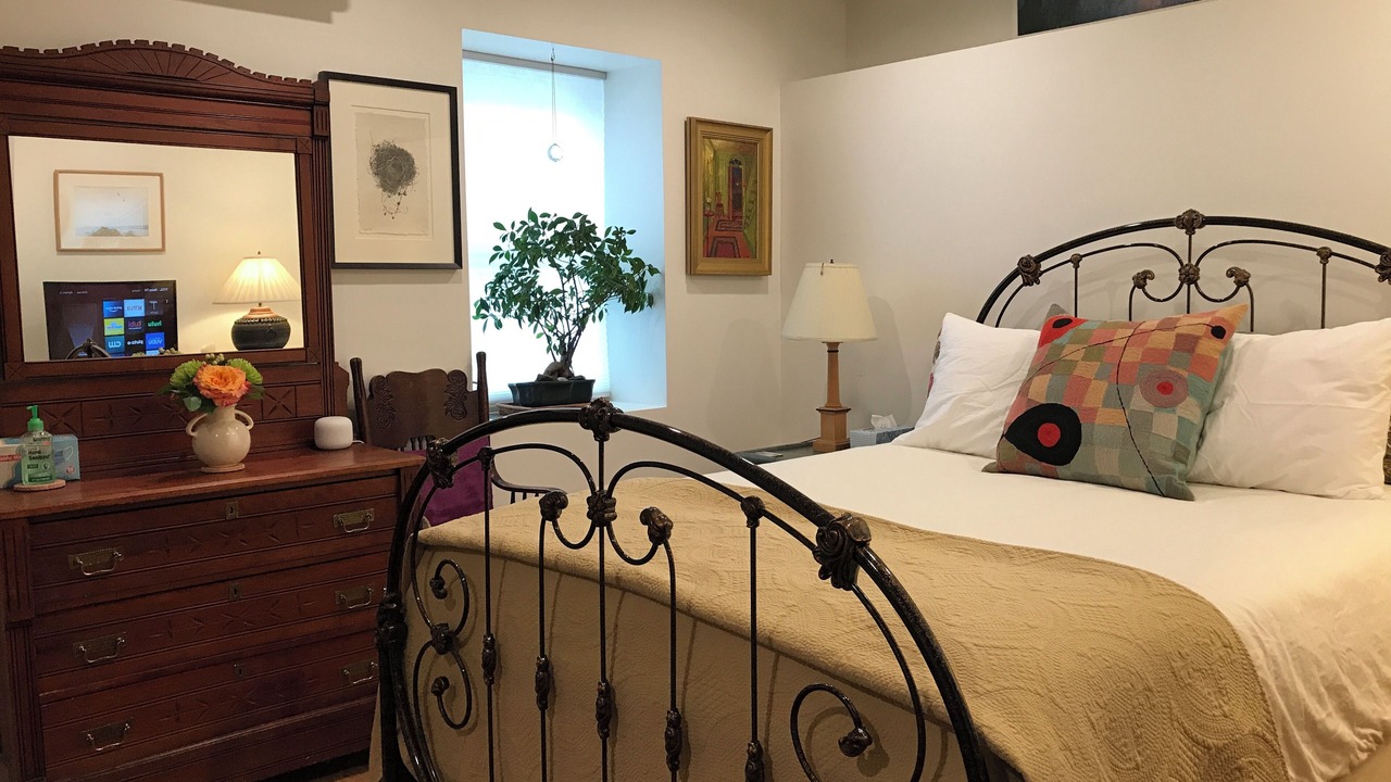 Photo of Bedroom in Inwood