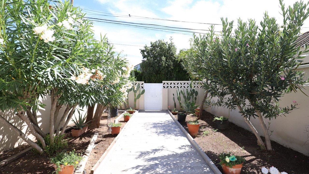 Photo of Outdoor in Almarda