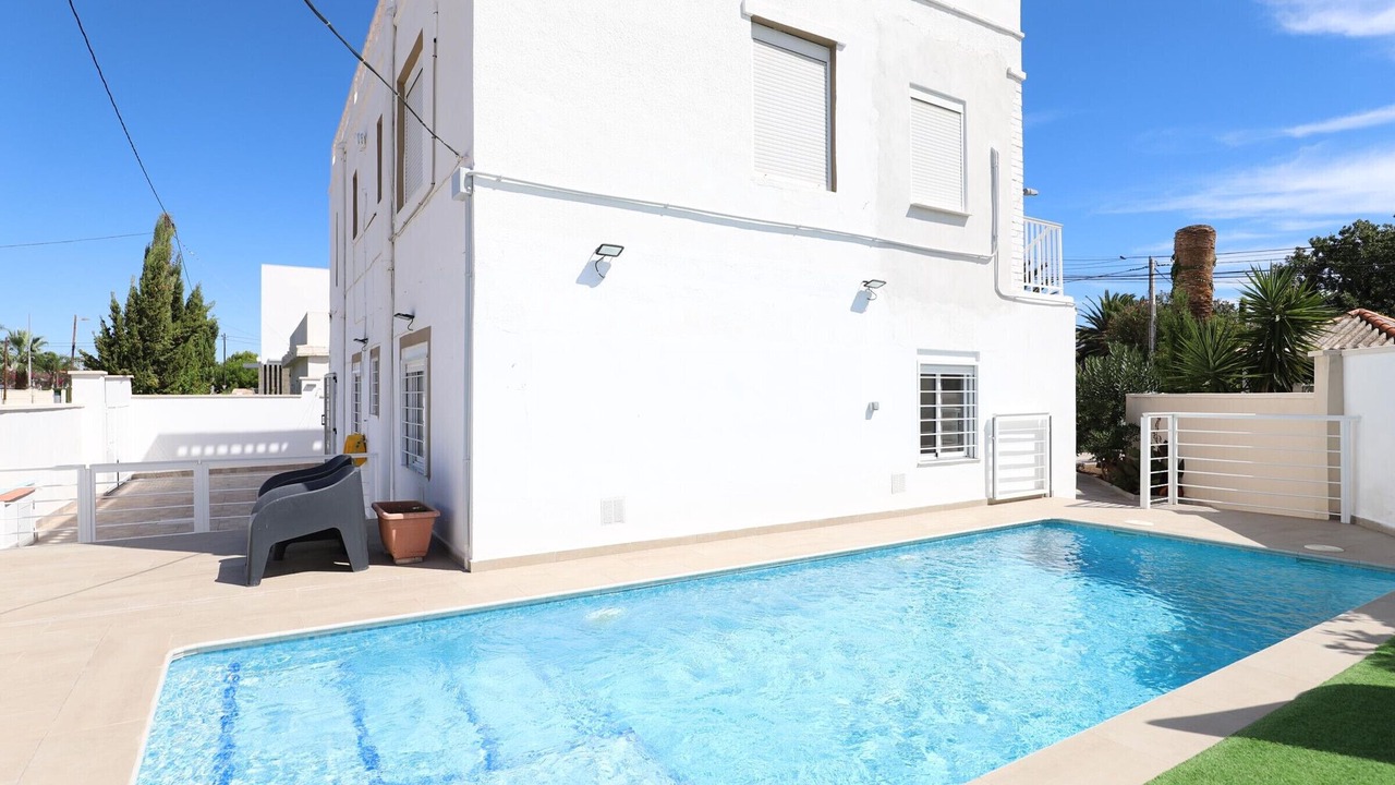 Photo of Outdoor in Almarda