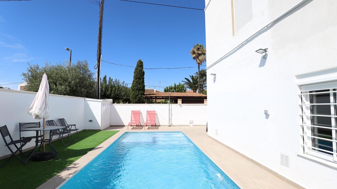 Photo of Outdoor in Almarda