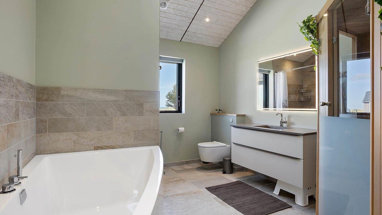 Photo of Bathroom in Tversted