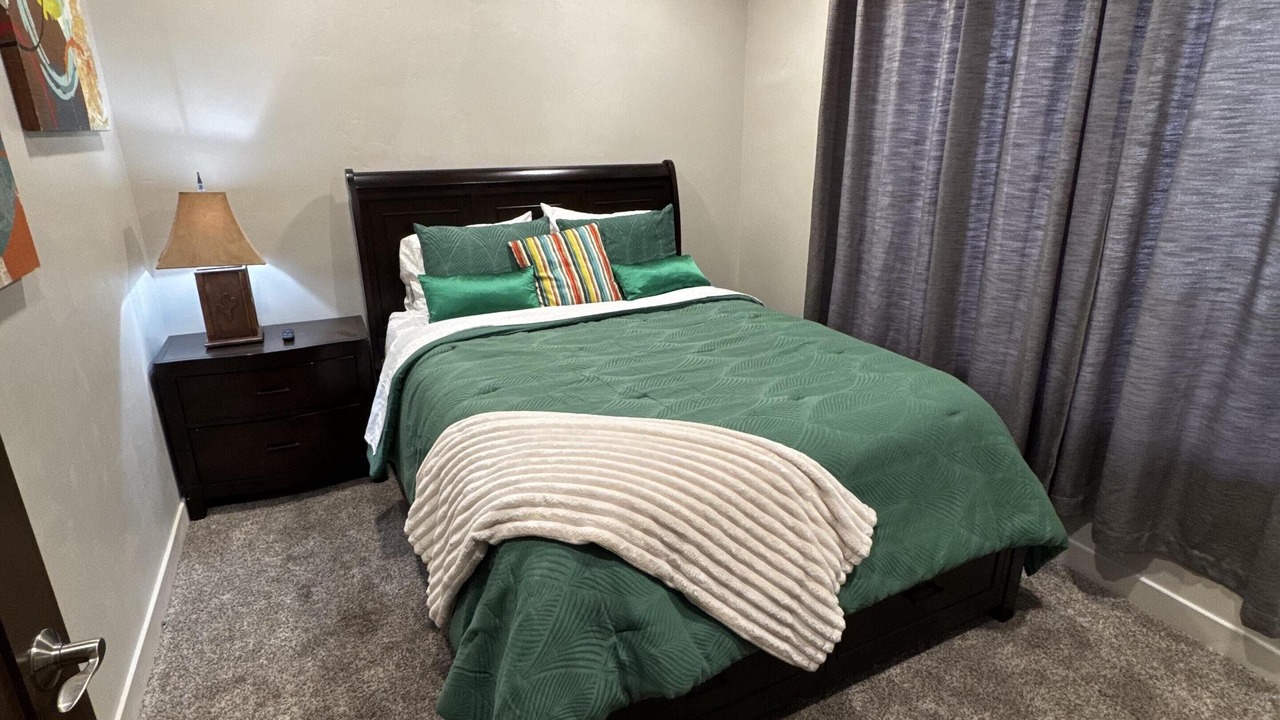 Photo of Bedroom in Parker Strip