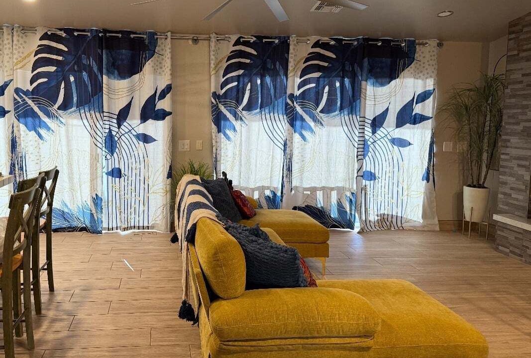 Photo of Livingroom in Parker Strip