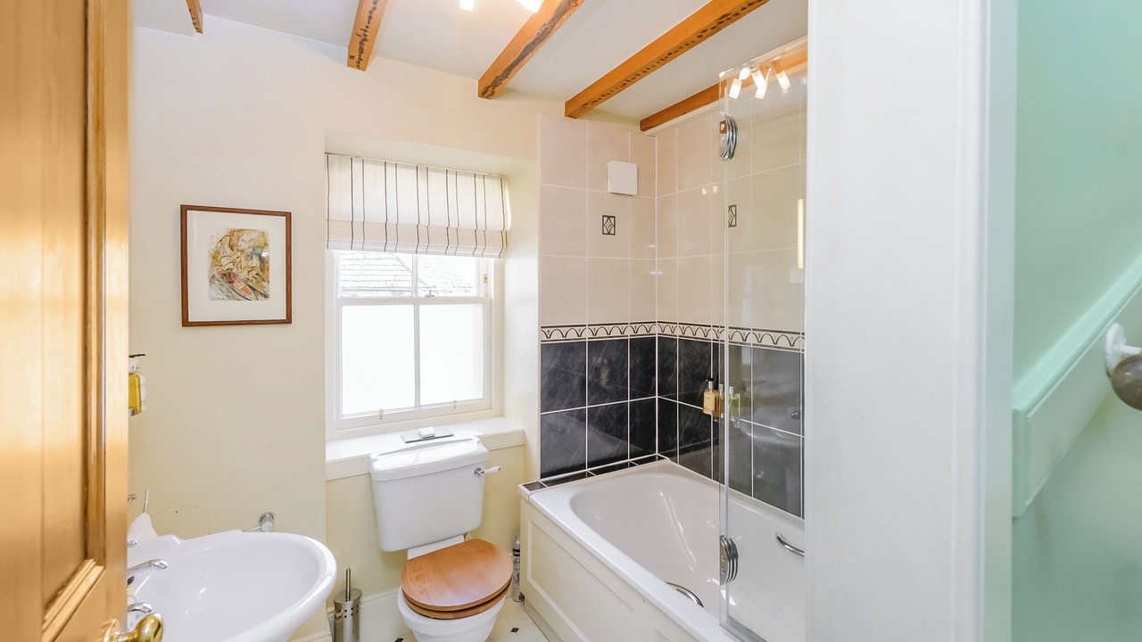 Photo of Bathroom in Pencaitland