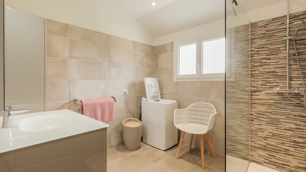 Photo of Bathroom in Grandcourt