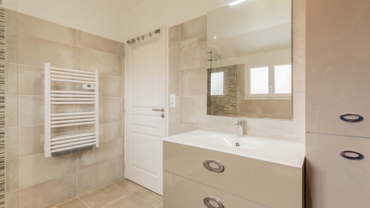 Photo of Bathroom in Grandcourt