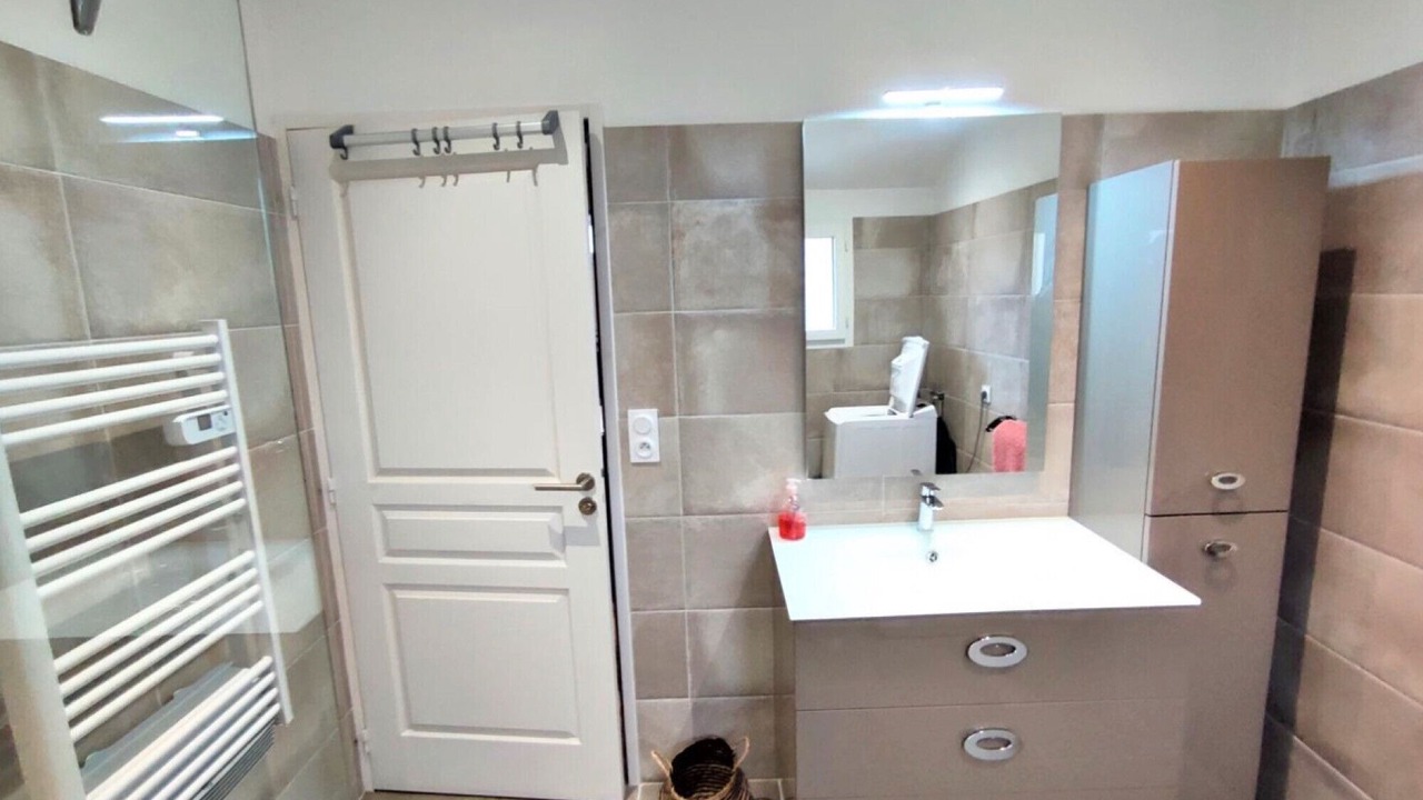 Photo of Bathroom in Grandcourt