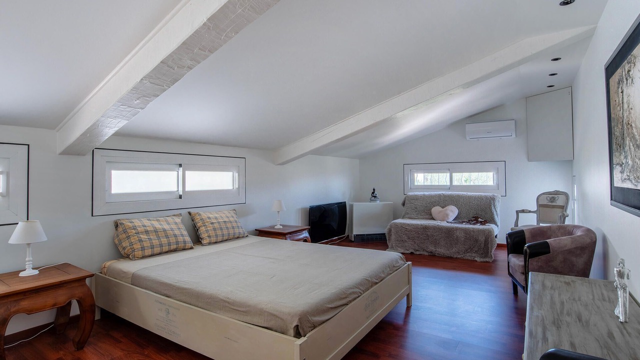 Photo of Others in Sollies-Ville