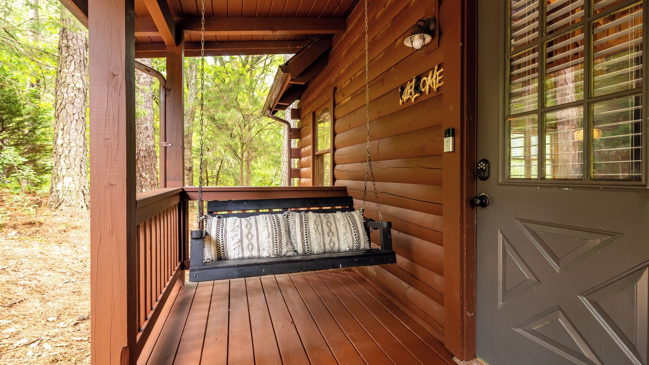 Photo of Patio Balcony in Pine Mountain