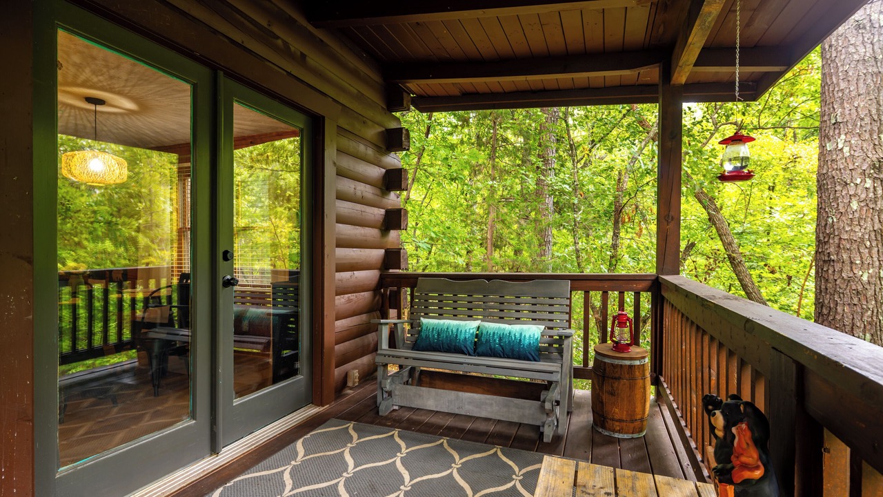 Photo of Patio Balcony in Pine Mountain
