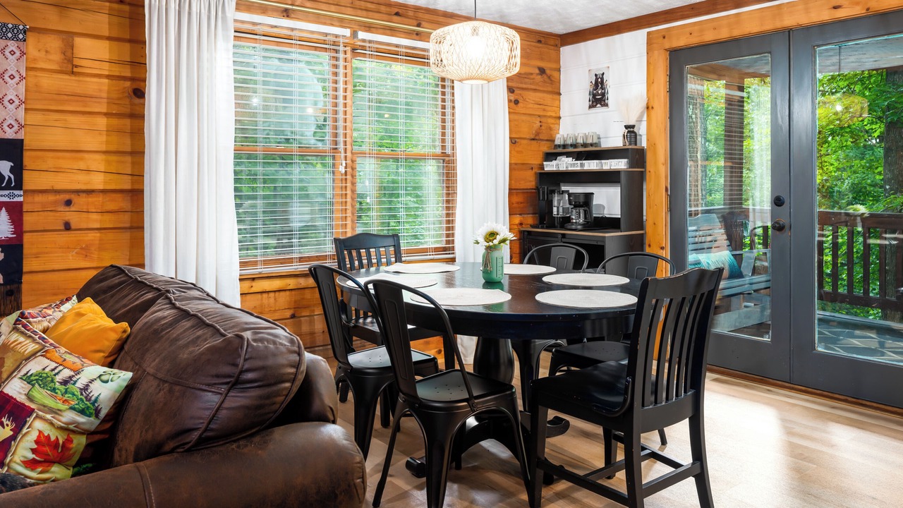 Photo of Others in Pine Mountain