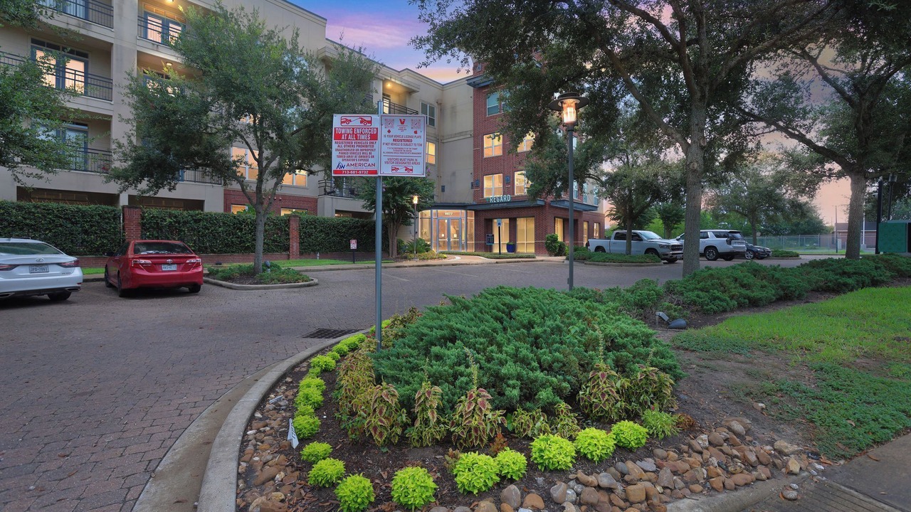 Photo of Outdoor in South Main