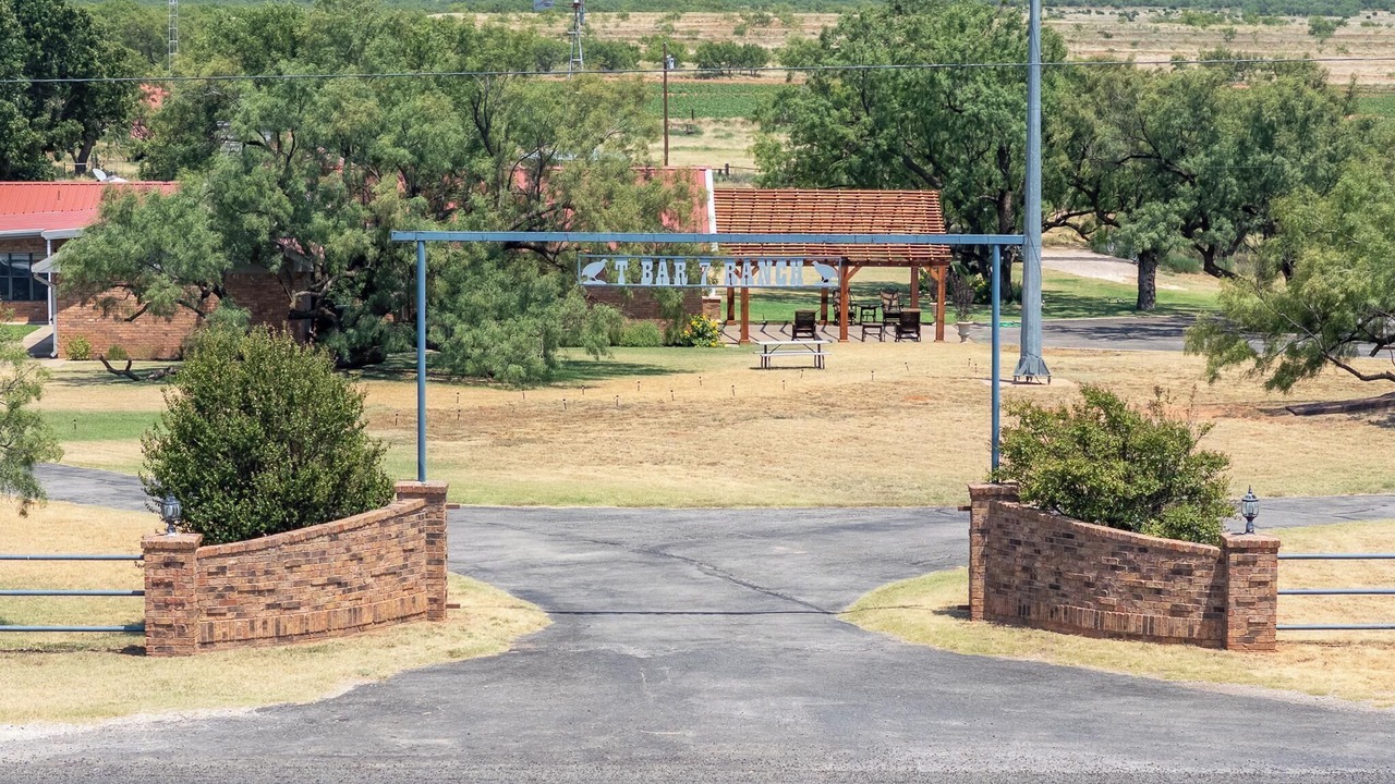 Photo of Others in Sweetwater