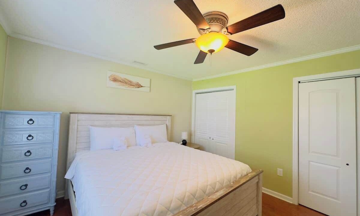 Photo of Bedroom in Little River