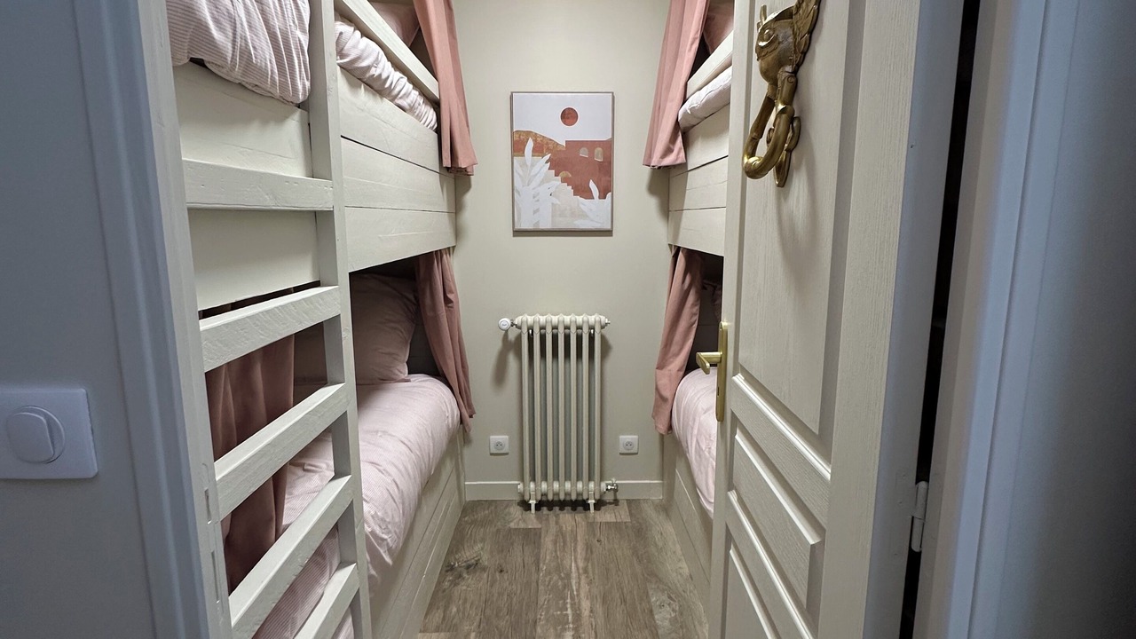 Photo of Bedroom in Savonnieres