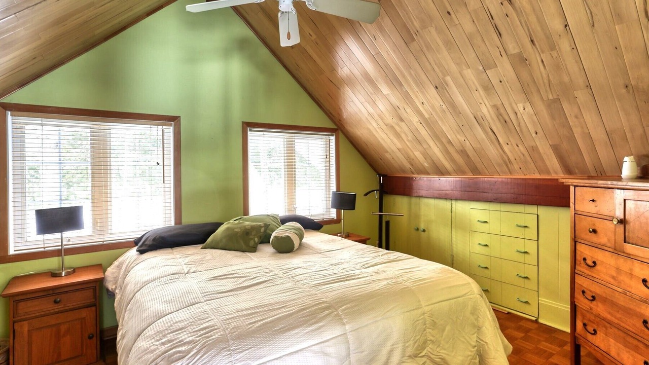 Photo of Bedroom in Saint-Alexis-des-Monts