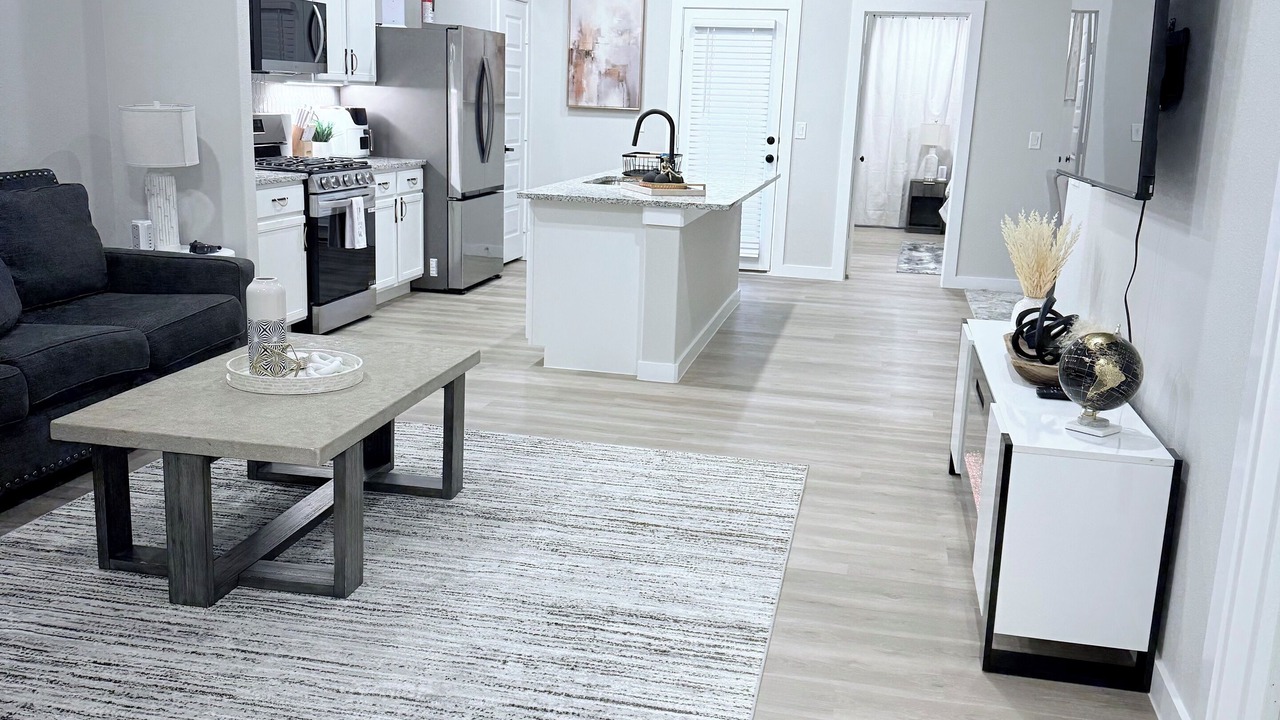 Photo of Livingroom in Midland