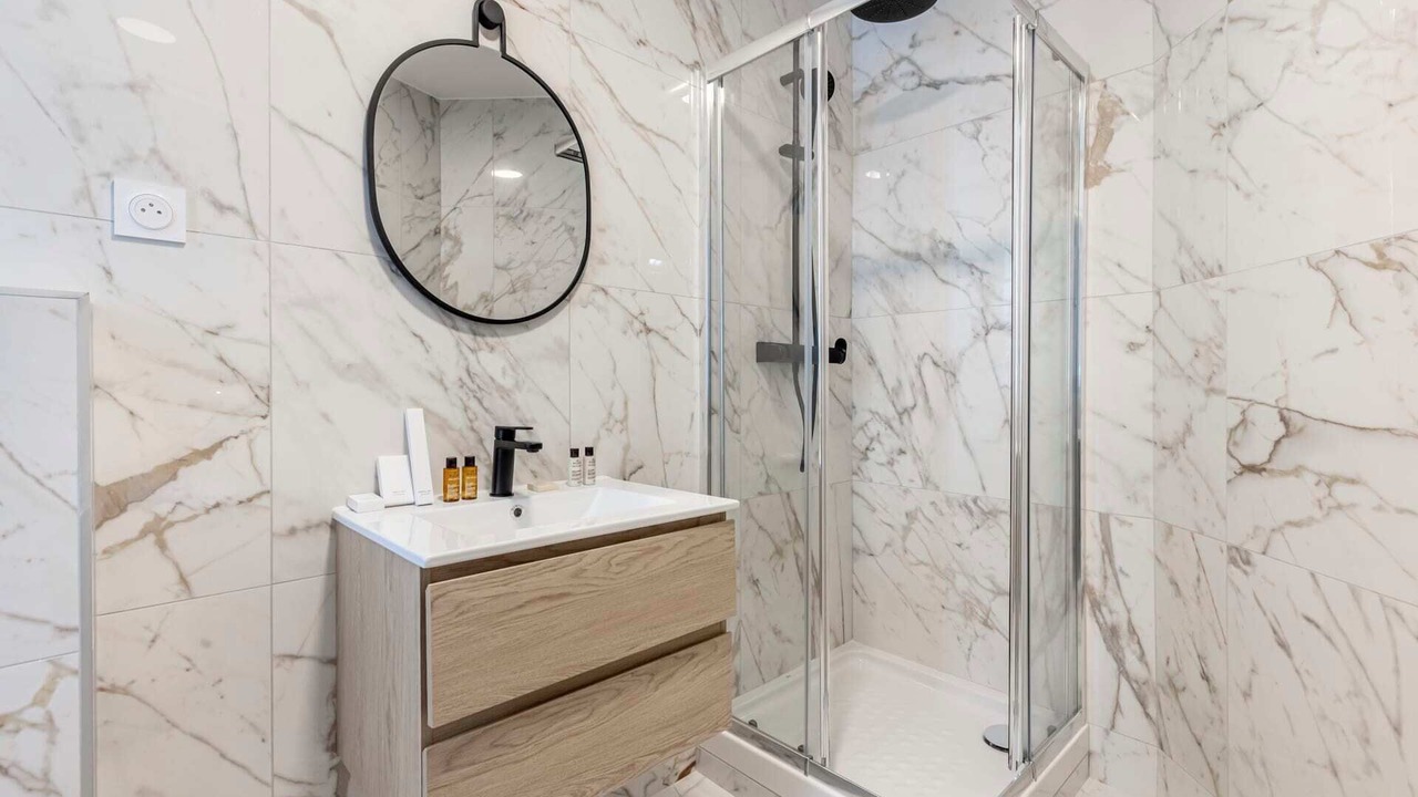 Photo of Bathroom in Quartier de la Plaine-de-Monceaux