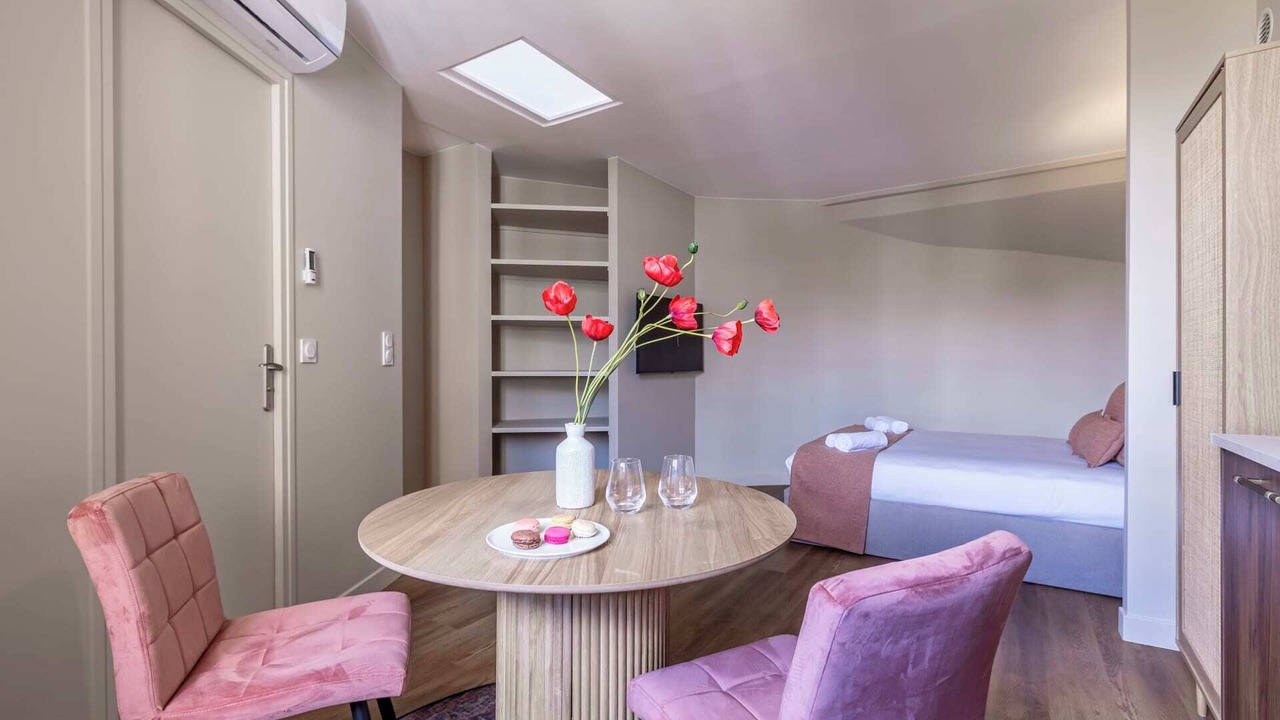 Photo of Bedroom in Quartier de la Plaine-de-Monceaux