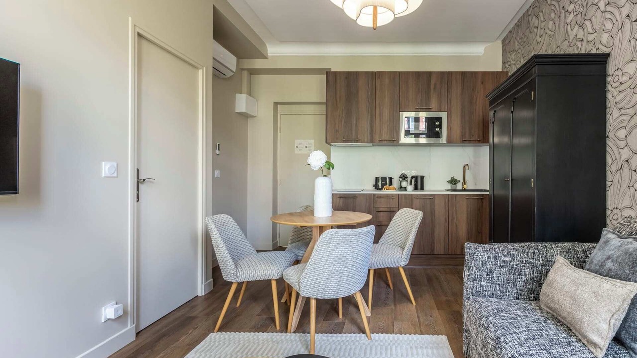 Photo of Livingroom in Quartier de la Plaine-de-Monceaux
