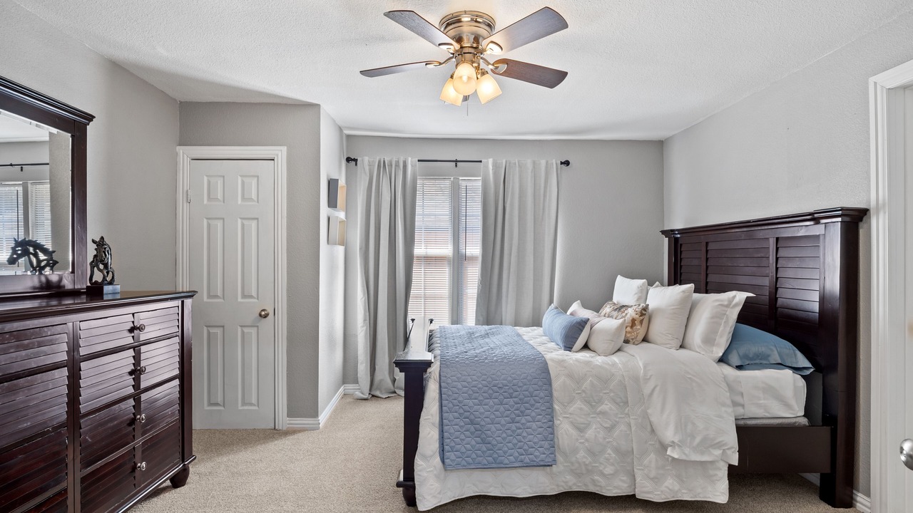 Photo of Bedroom in West Dallas