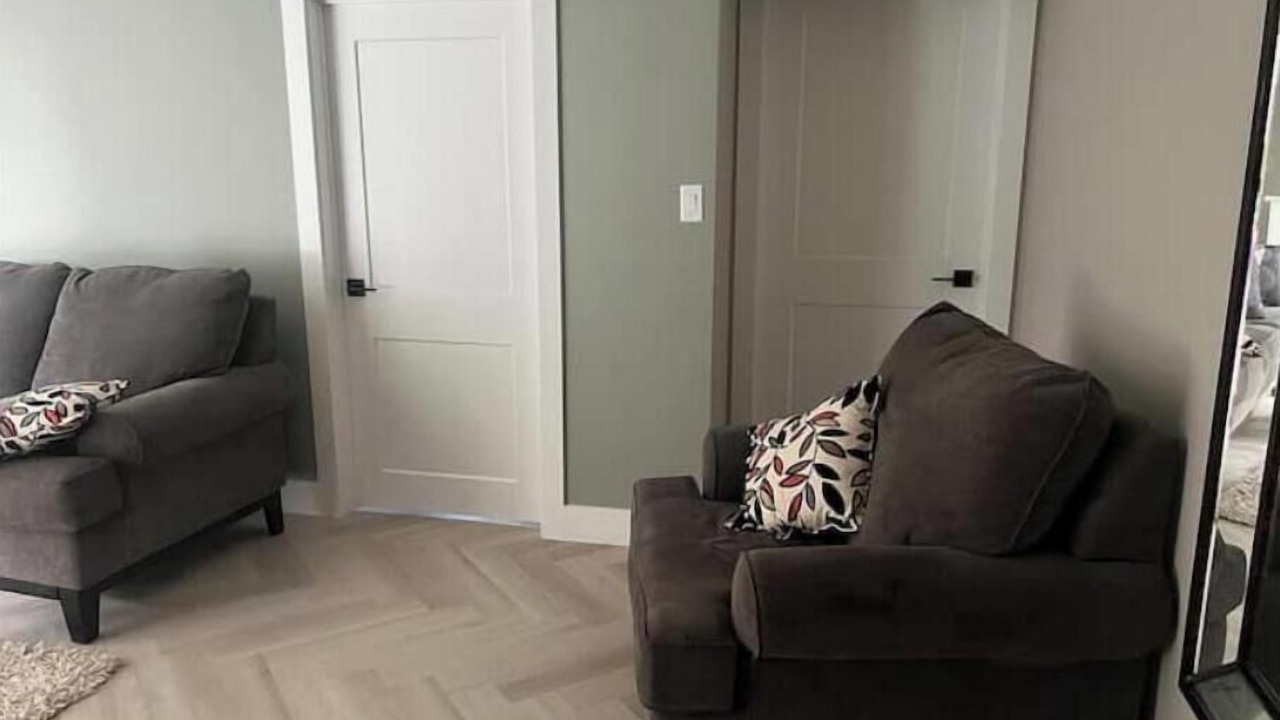 Photo of Livingroom in Glen Williams