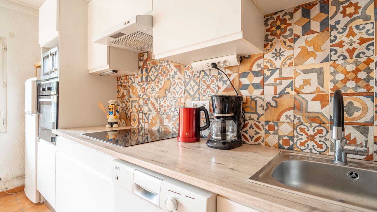 Photo of Kitchen in Cuxac-dʼAude