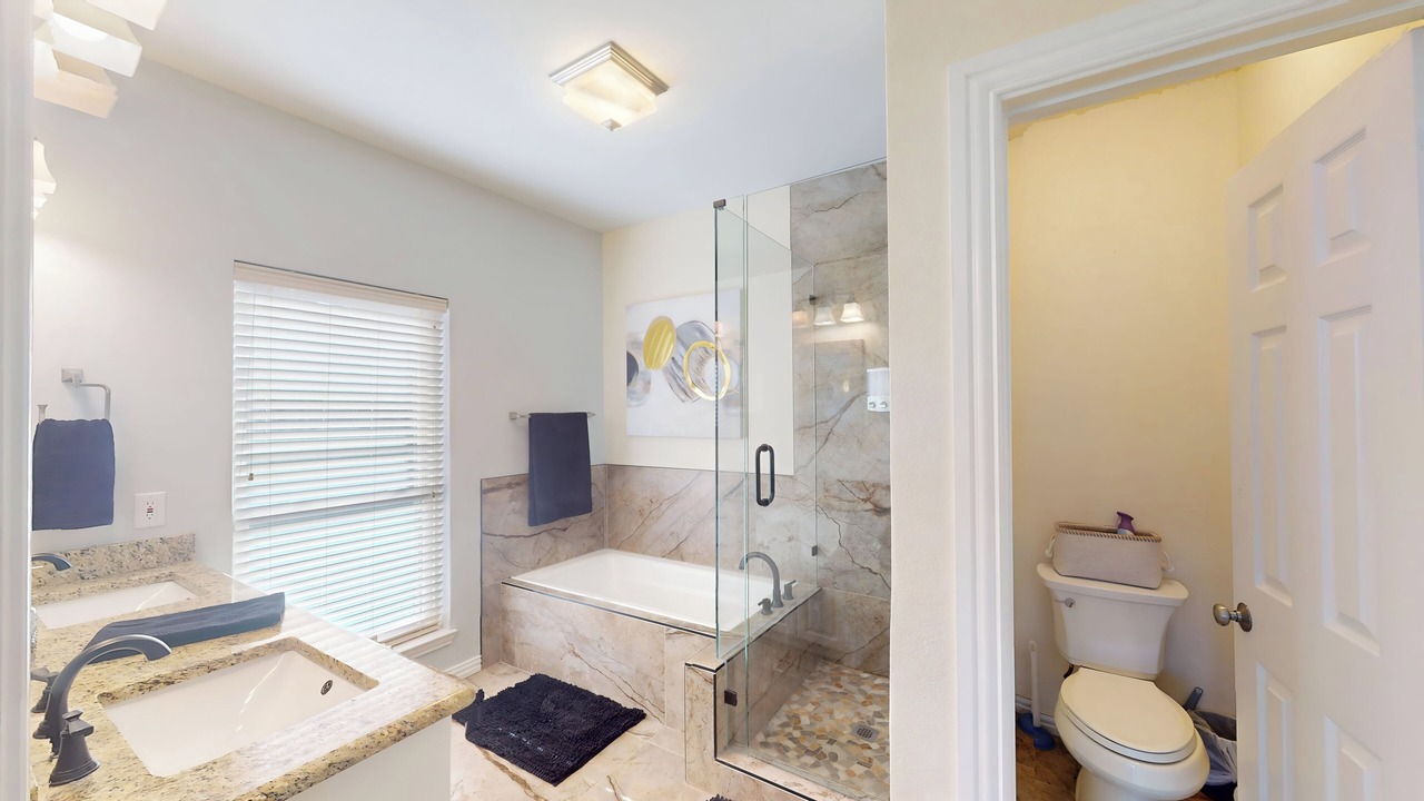 Photo of Bathroom in Flower Mound