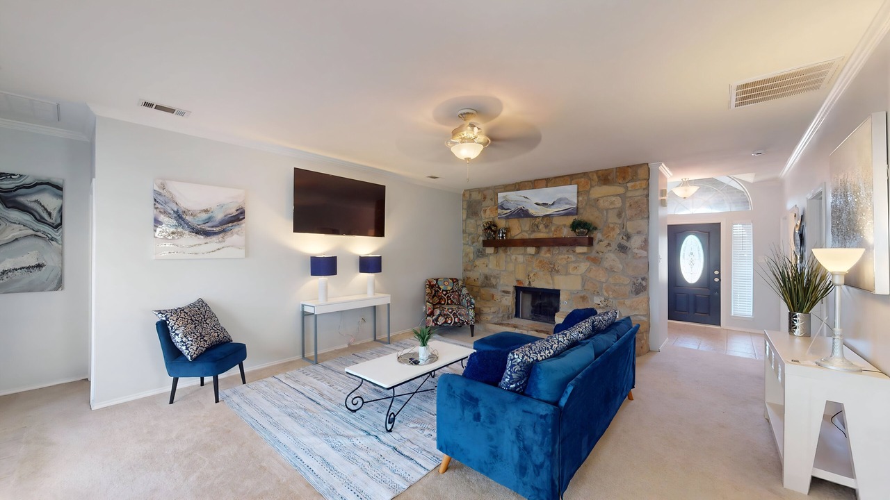 Photo of Livingroom in Flower Mound
