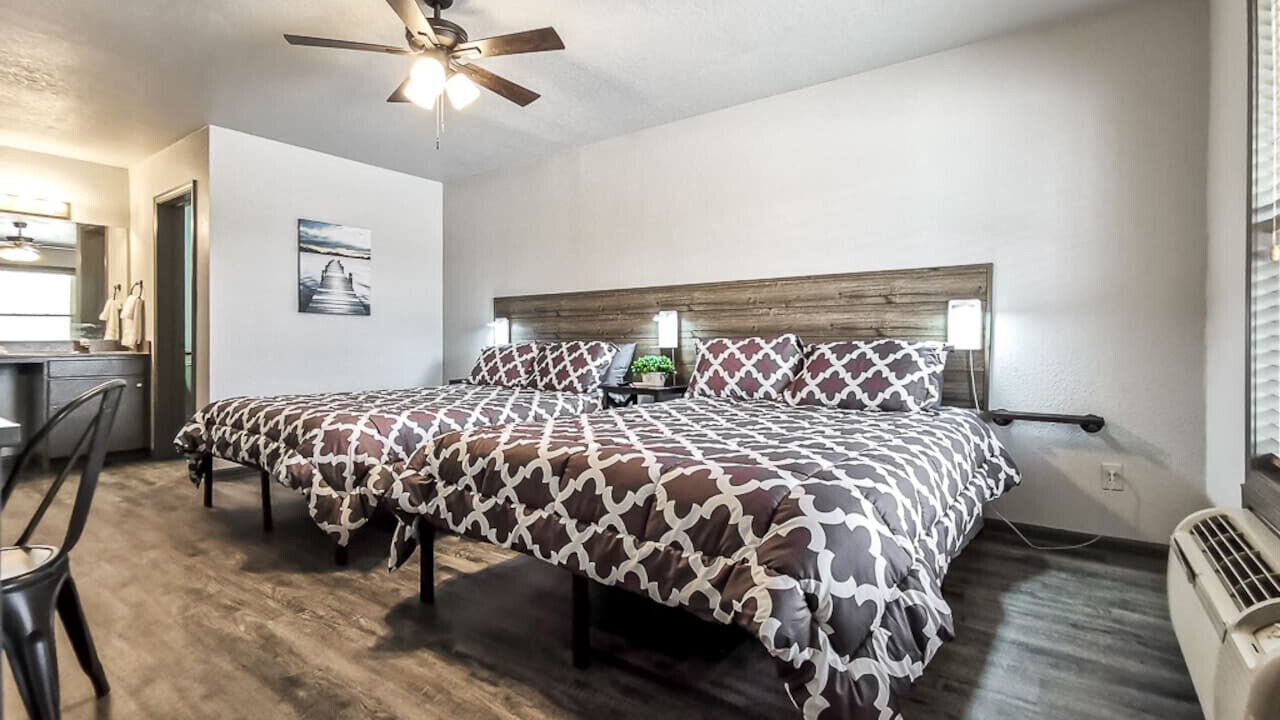 Photo of Bedroom in La Cygne