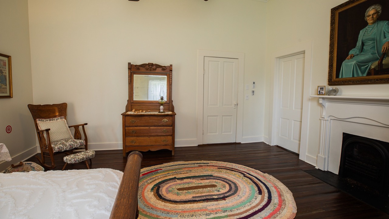 Photo of Bedroom in Plains