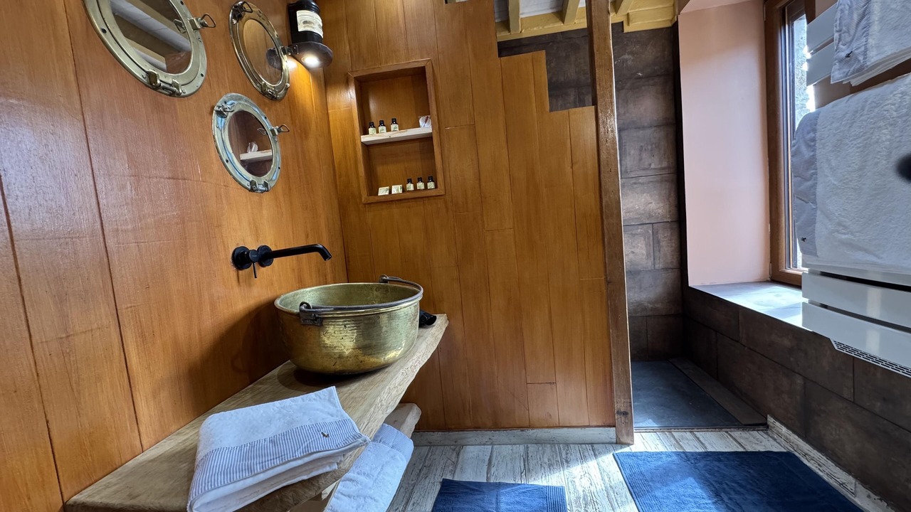 Photo of Bathroom in Ouistreham
