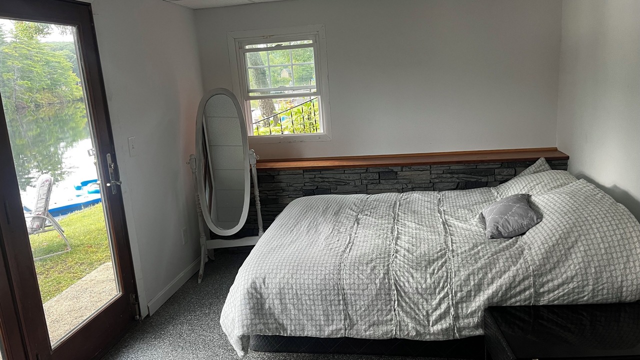 Photo of Bedroom in Charlton
