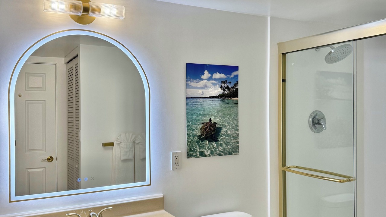 Photo of Bathroom in Waikiki