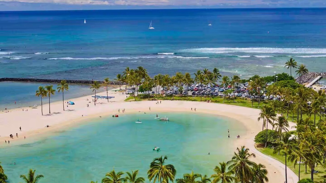 Photo of Others in Waikiki